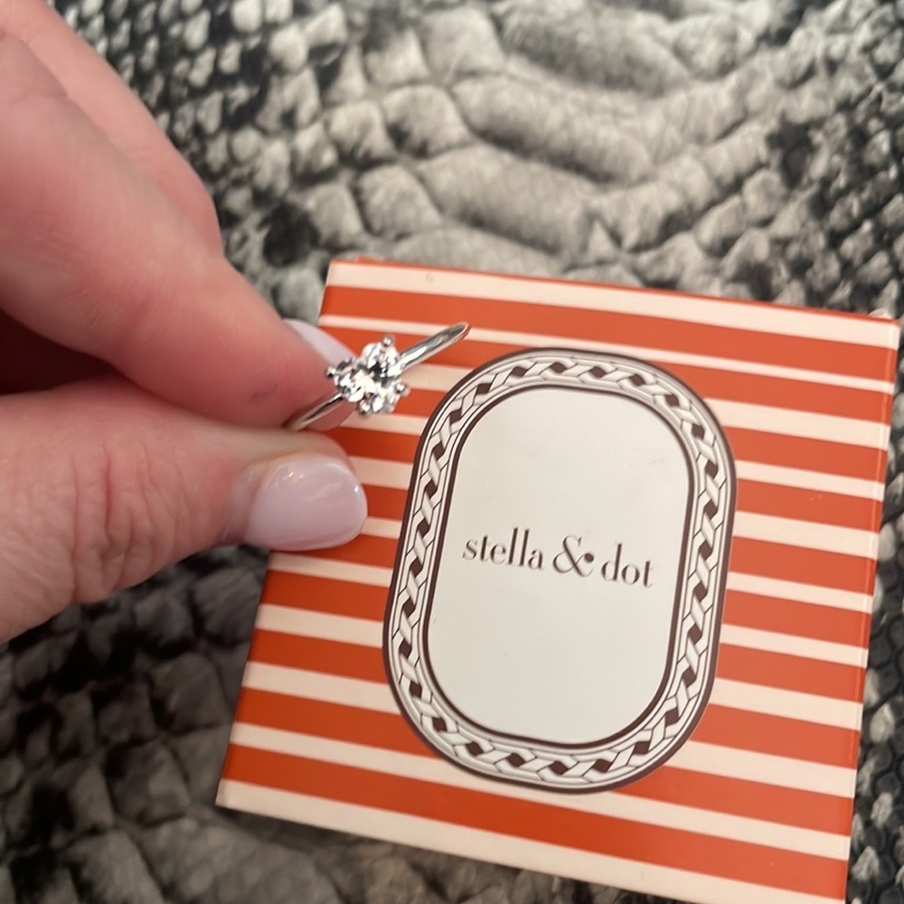 Stella & Dot Heart to Heart Ring